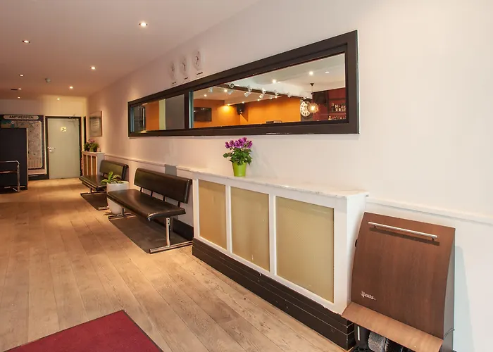 Resort: Hotel National Antwerp